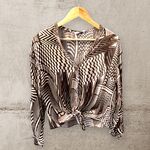 ASHLEY SRL ROMA Camicia fantasia in Viscosa 100% con bottoni ,manica lunga e polsino taglia unica