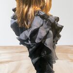  CROP TOP CON APPLICAZIONI  VOULANT girocollo con elastico in vita e sui polsini